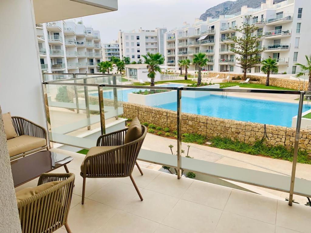 Marina Real 82 By Homeprive Dénia Extérieur photo