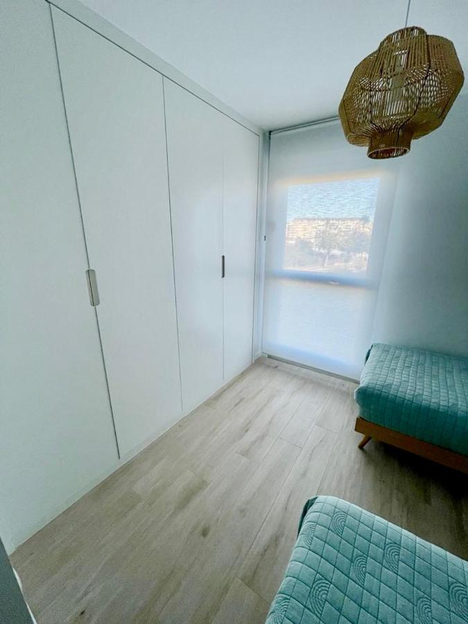 Marina Real 82 By Homeprive Dénia Extérieur photo