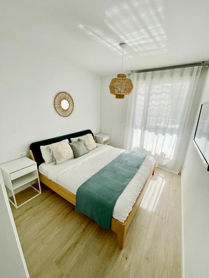 Marina Real 82 By Homeprive Dénia Extérieur photo